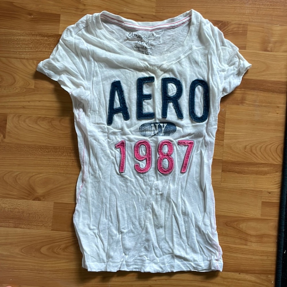 White Aeropostale 1987 Tee (Medium)